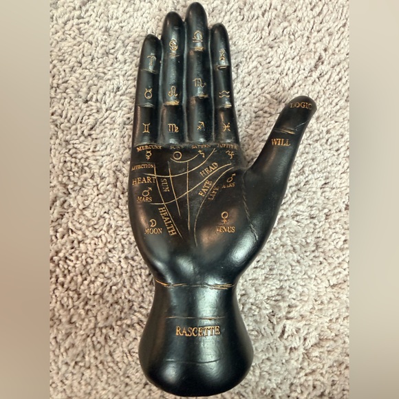 Ashland Black and Gold Palmistry Hand Accessory - Picture 4 of 5